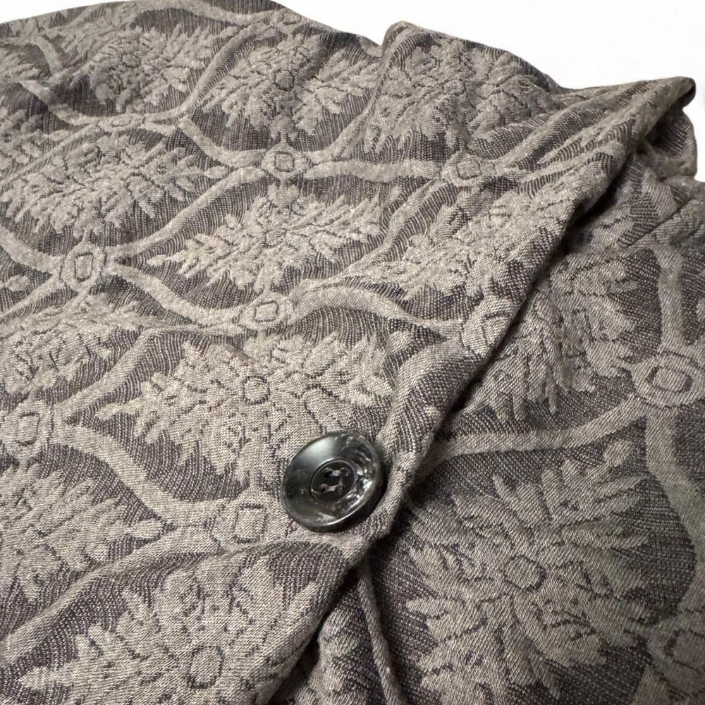 Women’s 1X Draped Asymmetrical Knit Cardigan Gray Textured Open Front Top - Picture 4 of 9